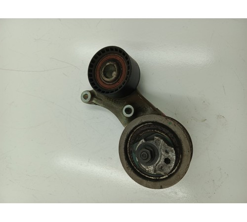 Ролик натяжителя ремня