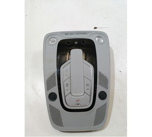 Плафон освещения салона