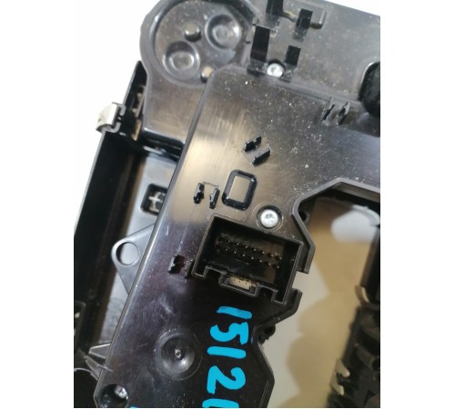 Плафон освещения салона