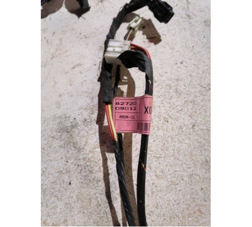 Электропроводка двери задней правой