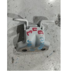 Петля двери задняя правая верхняя