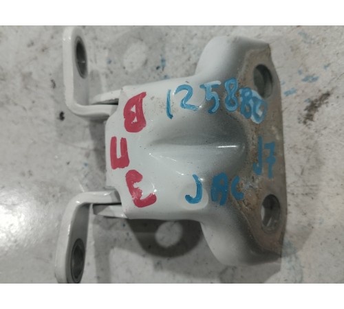 Петля двери задняя правая верхняя