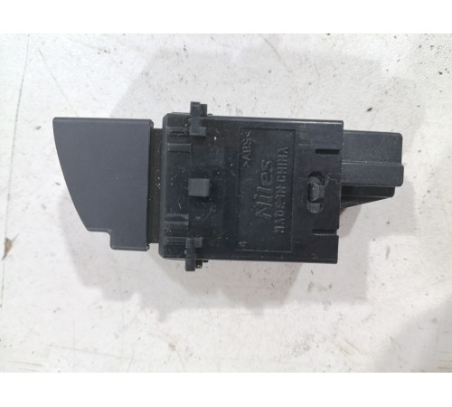 Кнопка выключения автоматического климат контроля  