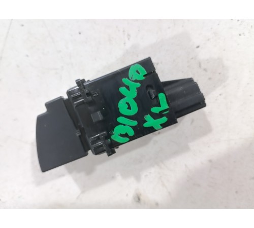 Кнопка выключения автоматического климат контроля  