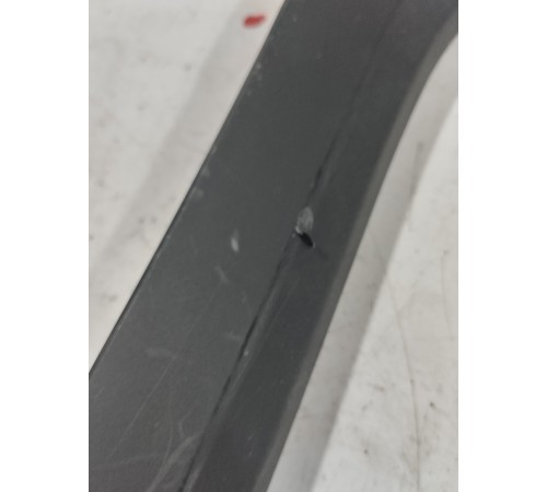 Накладка рамки стекла задняя правая