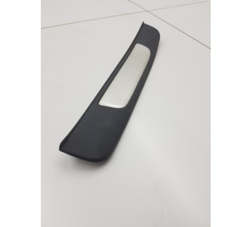 Накладка порога задняя левая