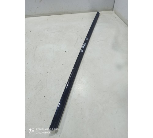 Уплотнитель стекла (задний правый внутренний)