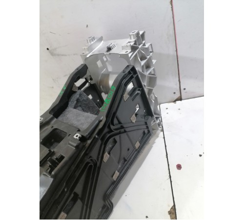 Корпус центральной консоли