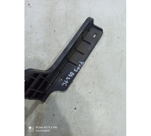 Кронштейн обшивки багажника задний правый