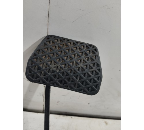 Педаль тормоза