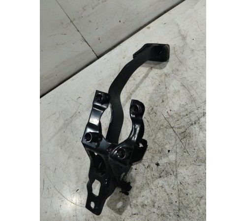 Педаль тормоза