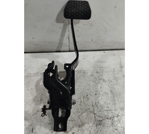 Педаль тормоза