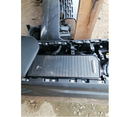 Центральная консоль