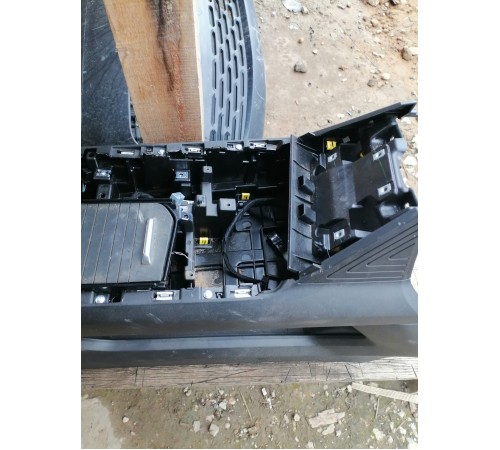 Центральная консоль