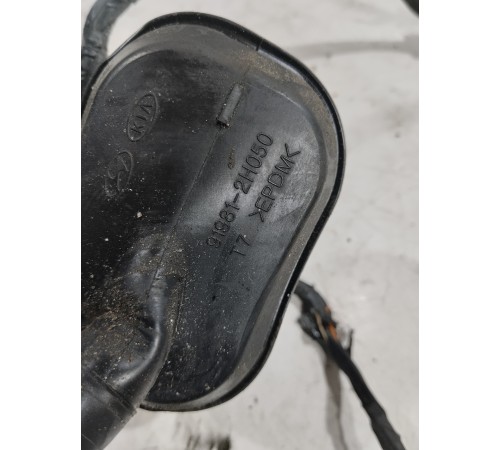 Электропроводка двери (передняя правая)