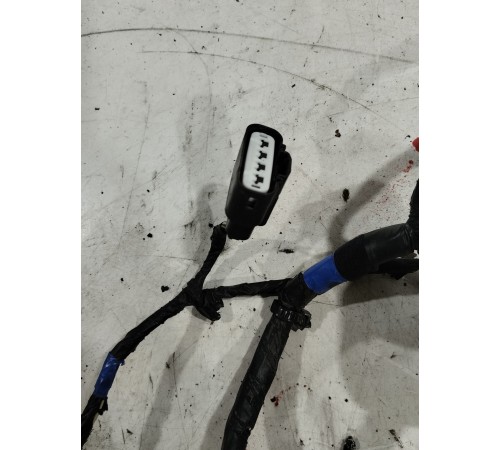 Электропроводка двери (передняя правая)