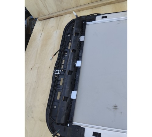 Люк крыши электрический