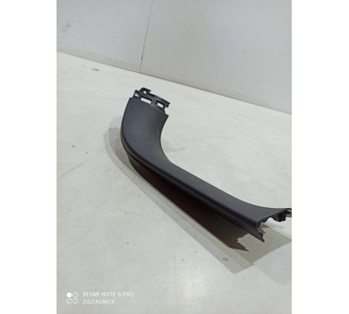 Накладка крышки багажника правая