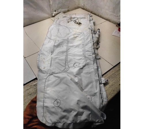 Боковая подушка безопасности (шторка) (правая)