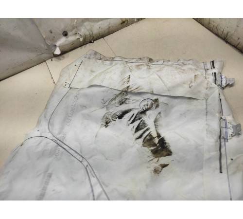 Боковая подушка безопасности (шторка) (правая)