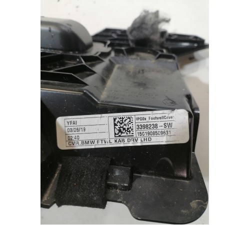 Накладка торпедо левая нижняя