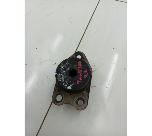 Опора кузова задняя левая