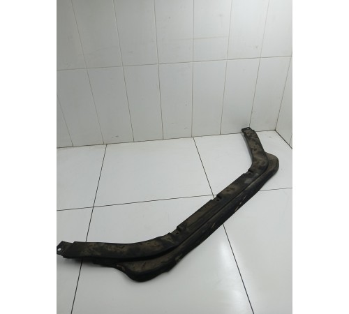 Накладка замка капота