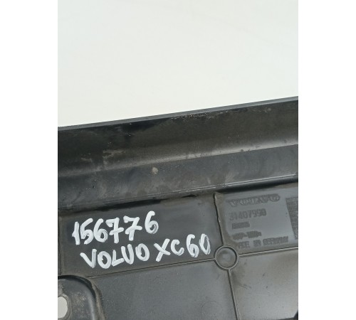 Накладка замка капота