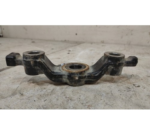 Кронштейн передней левой шаровой