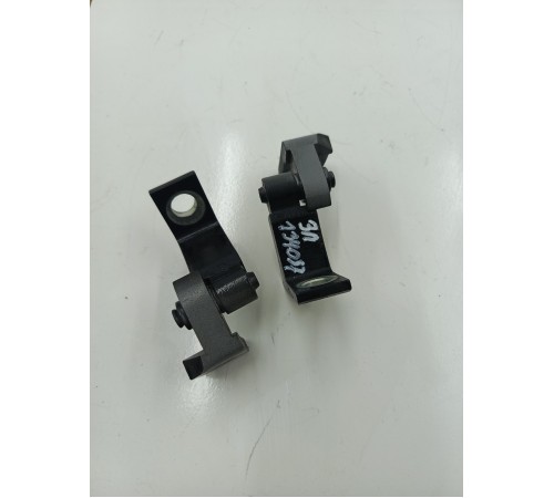 Комплект петель задней правой двери 2 шт.