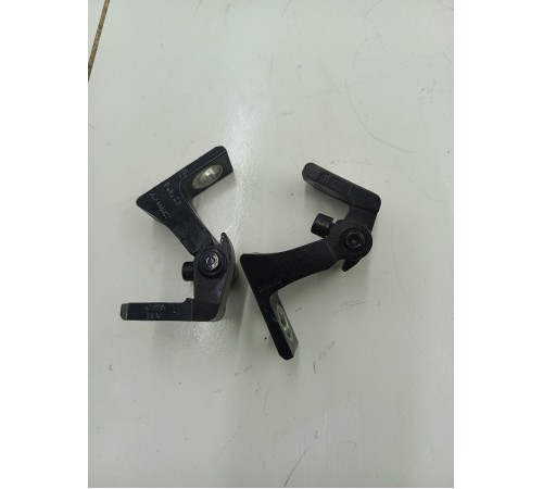 Комплект петель задней правой двери 2 шт.