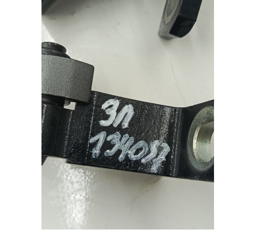 Комплект петель задней правой двери 2 шт.