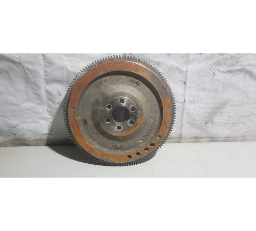 Маховик двигателя