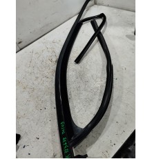 Уплотнитель стекла двери передний правый