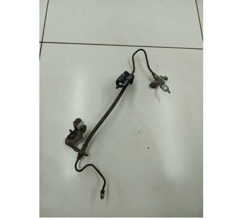 Тормозной шланг передний правый