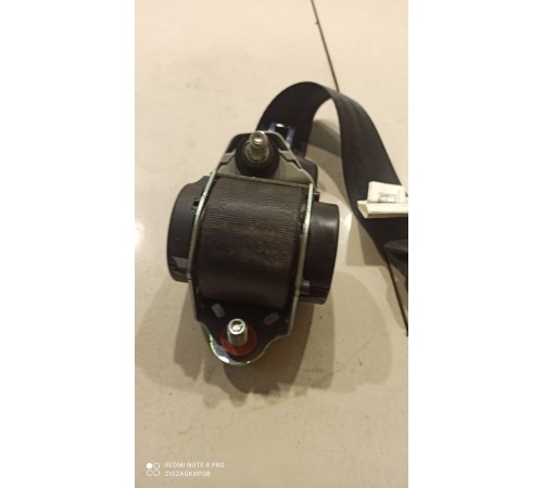 Ремень безопасности (задний правый)