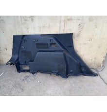 Обшивка багажника левая