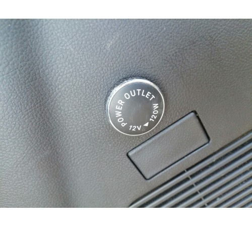 Обшивка багажника левая