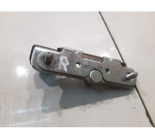 Крепеж(крепление) салона внутреннее правое