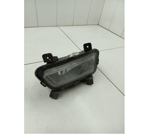 Фара противотуманная левая