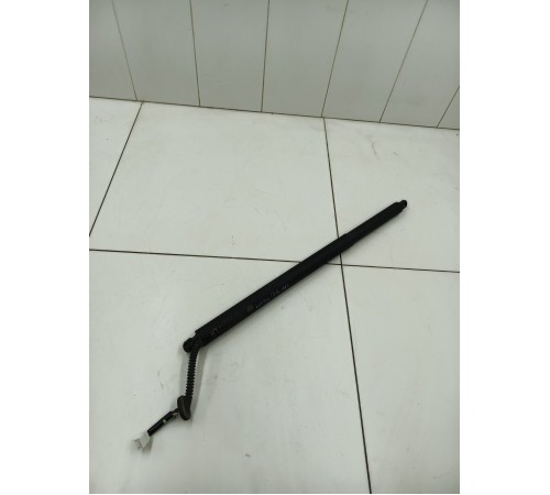 Амортизатор крышки багажника