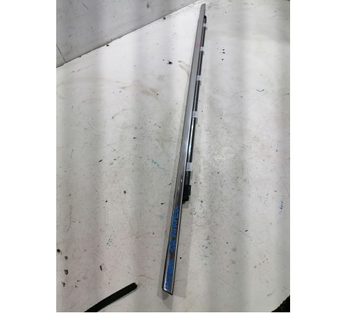 Уплотнитель стекла задний правый наружный