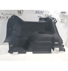 Обшивка багажника левая