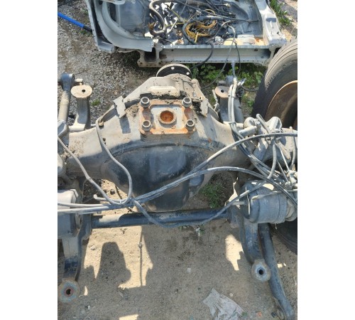 Задний мост в сборе