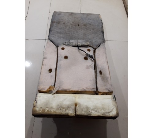 Электроподогрев спинки сиденья передний левый