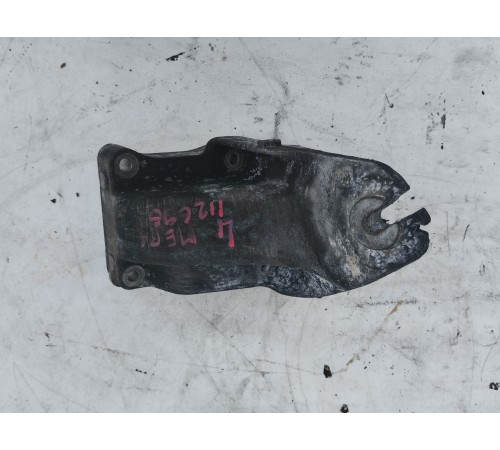 Кронштейн (крепление) двигателя левый