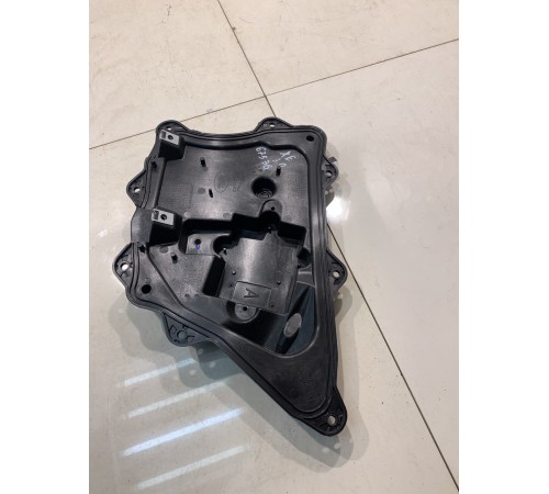 Накладка двери (задняя, правая)