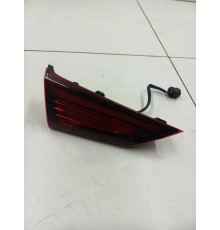 Фонарь крышки багажника левый внутренний