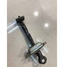 Ограничитель двери (задний, правый)