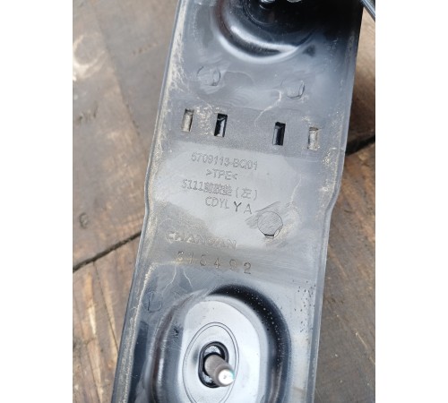 Рейлинг крыши левый